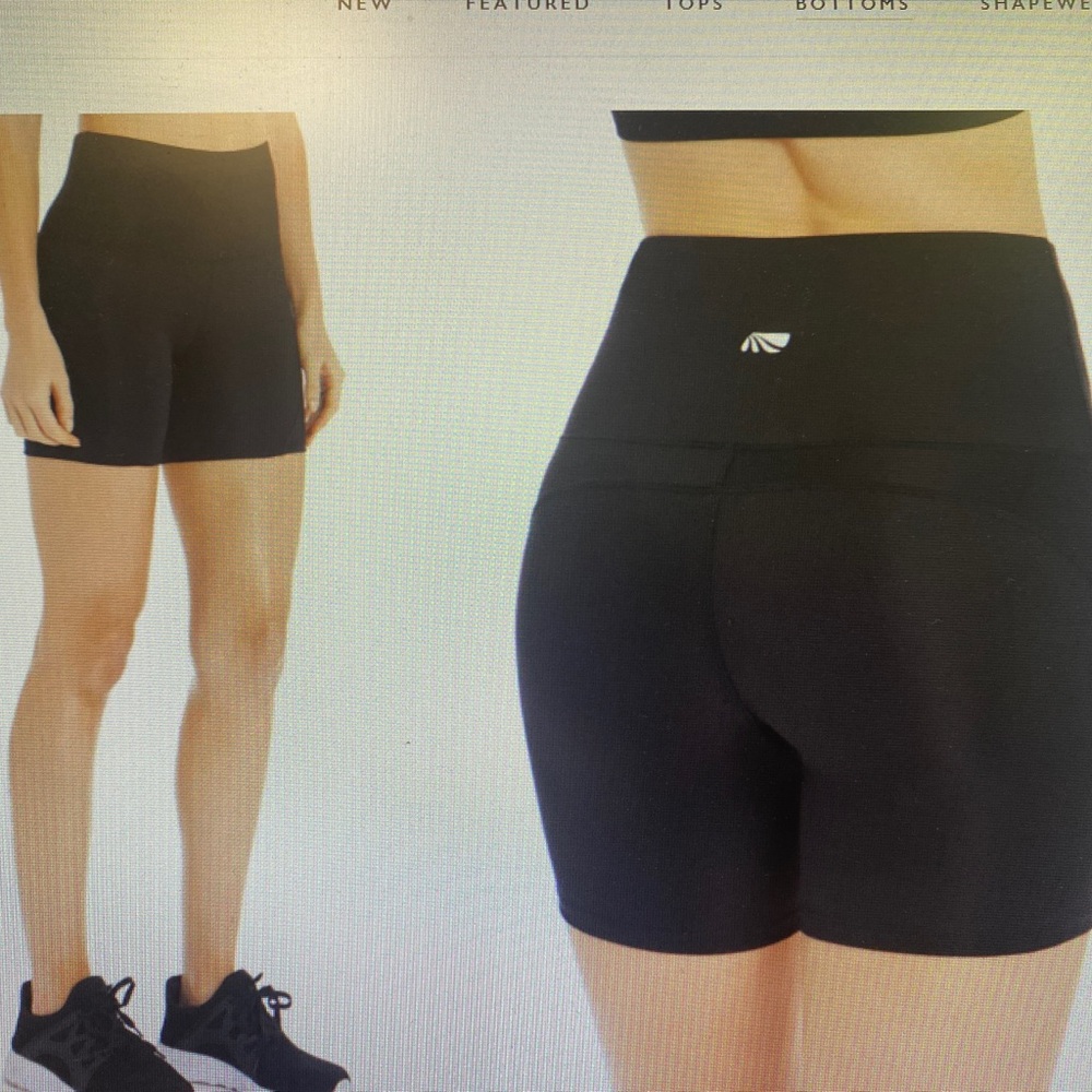 Marika Dry Wick 5” shorts Brand New